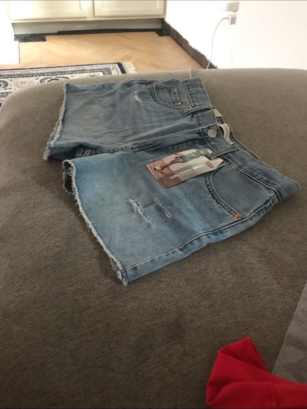Light Wash Frayed Hem Denim Shorts